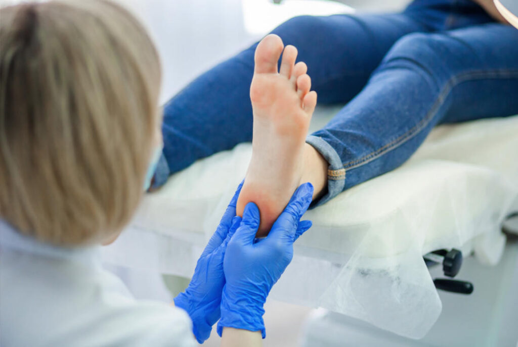 What Is The Difference Between A Podiatrist And A Chiropodist?